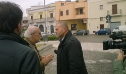 Giulio Golia intervista il vicesindaco Conte e l'assessore Peluso